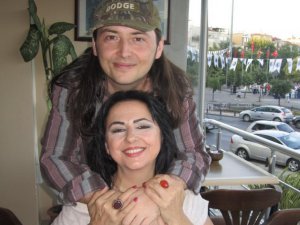 Nur Yoldaş... `SAHİDEN` OĞLU YAZIP BESTELEDİ, ANNESİ SÖYLEDİ !..