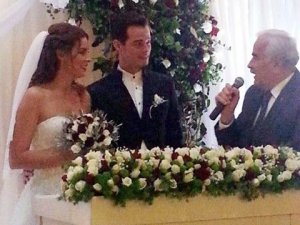 Alp Kırşan - Zeynep Dörtkardeşler... ÇEKİM ARASINDA EVLENDİLER!