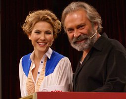 "Laf Ebeleri" ... DOĞAÇLAMA PERFORMANSA DAYALI EĞLENCE PROGRAMI!