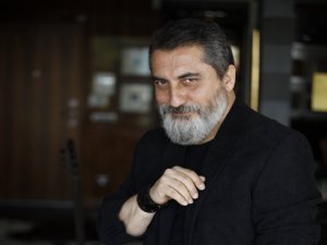 Soner Olgun... "ÖLÜRÜM BEN", YAVRU VATAN KIBRIS`TA KLİPLENDİ !..