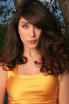 Ece Gürsel? MODELLİKTEN SONRA EN ÇOK SUNUCULUKTAN ZEVK ALIYORUM?