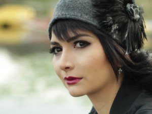 Devrim Gürenç... `AĞLA HALİME` Yİ MÜZİK SEVERLERLE BULUŞTURDU !..