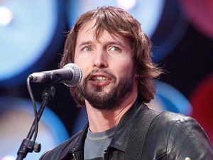 James Blunt... `CUMACANDIR` KONSERLERİNİN İLKİNDE SAHNE ALIYOR!