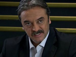 Mesut Akusta... AYAĞINDAN AMELİYAT OLDU!