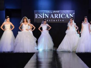 Esin Arıcan... 2015 HAUTE COUTURE DEFİLESİ BURSA`DA!