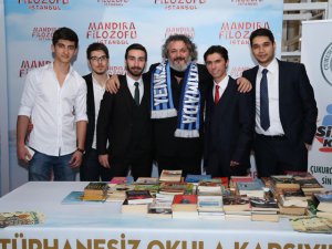 Mandıra Filozofu... İSTANBUL`DA KİTAPLI GALA!