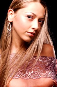 Hadise... AZMETTİRİP KORUMASINI MI DÖVDÜRTTÜ?..