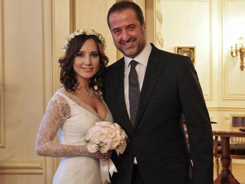 Nazlı - Serdar Bilgili... DÜĞÜNDEN SONRA İLK RESİM!
