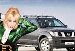 Hande Yener... ROMEO'SUNA KAMYONET ALMIŞ!