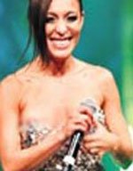 Ziynet Sali'den... GÖĞÜS FRİKİĞİ!