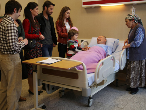 Kara Ekmek... HAYATININ KARARINI VERİYOR!