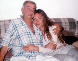 Sevda Demirel... BABASINI SON YOLCULUĞUNA UĞURLADI!