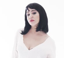 Nazan Öncel..."SUSTUM" İLE SUSKUNLUĞUNU BOZACAK !