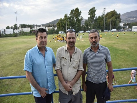 Nejat İşler... FUTBOL OKULU AÇTI !..