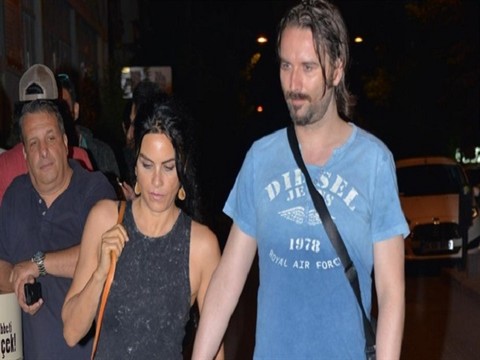 Nursel Köse...  "KERİMAN", KEMANCI SEVGİLİSİYLE CİHANGİR SOKALARINDA !..