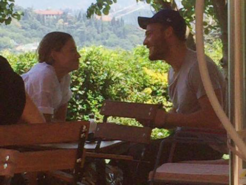 Kerem Bursin - Serenay Sarıkaya... BİRLİKTE İLK RESİM!