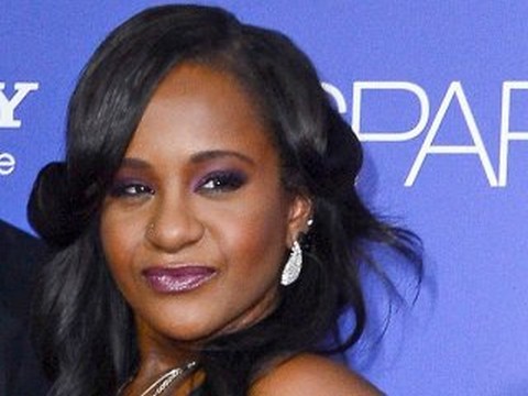 Whitney Houston'ın kızı Bobbi Kristina Brown... HAYATA VEDA ETTİ !..