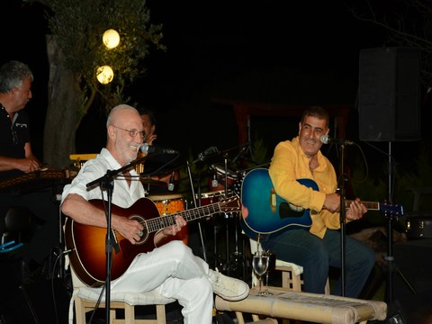 İlhan Şeşen... BODRUM'DA ŞARKI DOLU GECELER !..