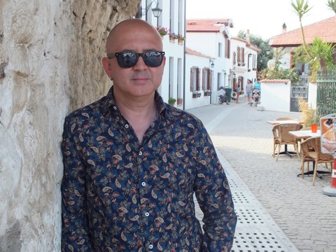 Cenk Bosnalı... "BALKAN ŞARKILARI" NA YENİ BİR SOLUK !..