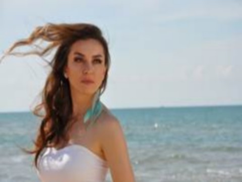 Aliye Mutlu... WALT DISNEY'İN BÜYÜLÜ SESİNDEN YENİ SINGLE! !..