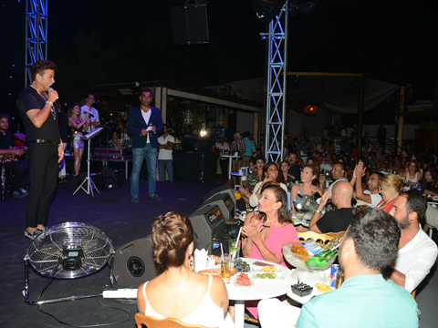 BODRUM FATİH’İ SAHNE’Yİ SALLADI!