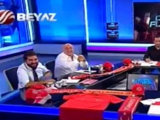 HAKAN URAL'DAN RASİM OZAN VE AHMET ÇAKAR'A TEHDİT!