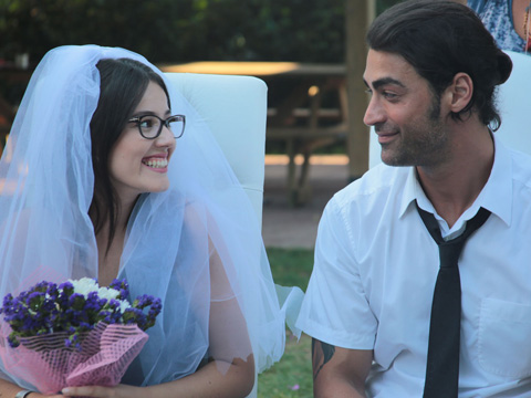 Ne Münasebet... NİL İLE DEMİR NİKAH MASASINDA!