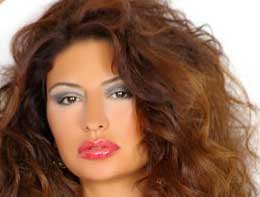 Ebru Polat...DUDAKLARI YARIM MİLYON DOLAR!