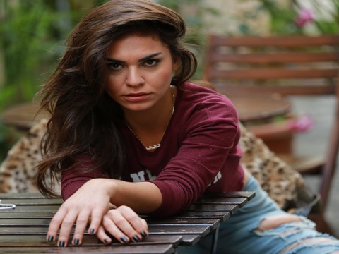 Eda Kandulu... KIBRIS'LI OYUNCUNUN ROL ALDIĞI KLİP YAYINDA !..
