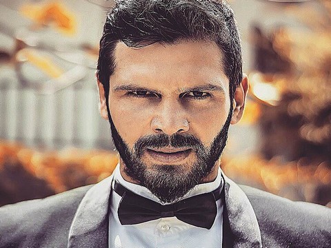 Mehmet Çelik...  HIRSLI, AZİMLİ, YAKIŞIKLI VE YETENEKLİ !..