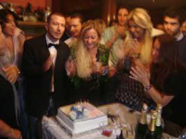 Erez Eğilmez... 40.YAŞINI MUHTEŞEM BİR PARTİYLE KUTLADI!