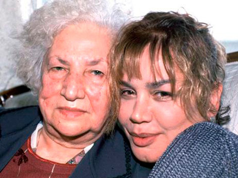 Sezen Aksu... MİNİK SERÇE'NİN ANNE ACISI!