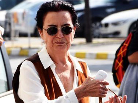 Fatma Girik... MEMDUH ÜN'ÜN CENAZE TÖRENİ İÇİN İSTANBUL'DA!