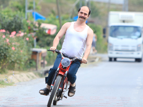 Düğün Dernek 2 Sünnet... VİZYONDAN ÖNCE BİLETLER SATIŞTA!