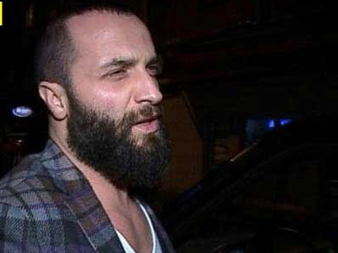 Berkay... SİLAHLI SALDIRIYA UĞRADI!