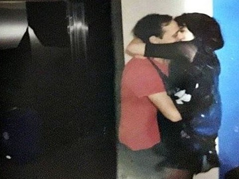 Kaan Tangöze... "DUMAN" GRUBUNUN SOLİSTİ FENA YAKALANDI !..