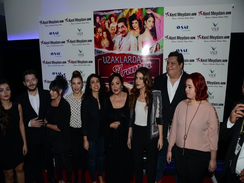 'Uzaklarda Arama'... 'SULTAN'IN FİLMİNE BURSA'DA YOĞUN İLGİ !..