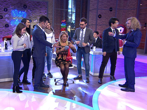 Elin Oğlu... ŞENLİK DEVAM EDİYOR!