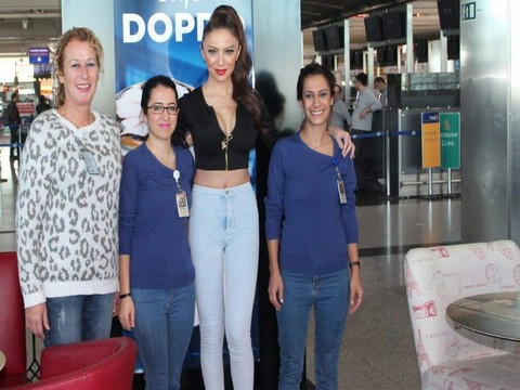 Tuğçe Aral...  "TUĞÇE'NİN DÜNYASI" İLE YAKINDA EKRANLARDA !..