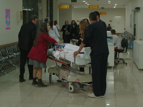 Karagül... ŞAMVERDİ AİLESİ HASTANEDE!