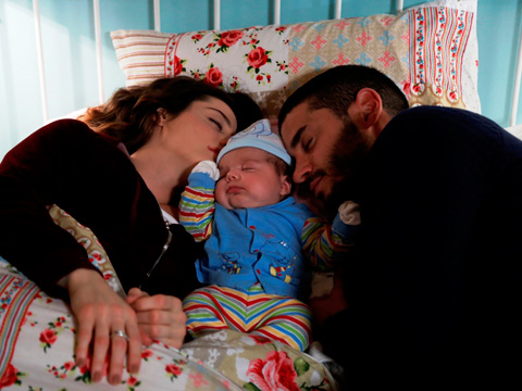 İlişki Durumu Karışık... AYŞEGÜL’ÜN CEVABI NE OLACAK?