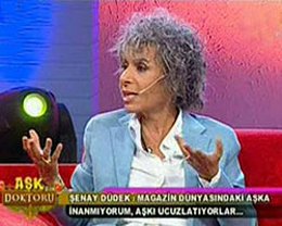 Şenay Düdek... "EMRAH'LA YEŞİM SALKIM REKLAM AŞKI YAPTILAR" !..