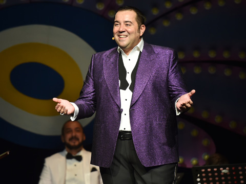 Ata Demirer Gazinosu... ANADOLU'YA AÇILIYOR!