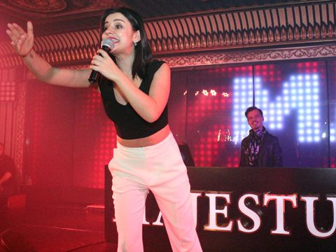 ERDEM KINAY ÇALDI, MERVE ÖZBEY SÖYLEDİ!