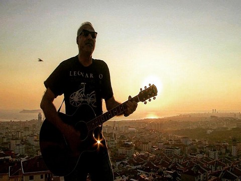 İsmet Arıcı... "İSYANBUL" İLE İSYANINI DİLE GETİRİYOR !..