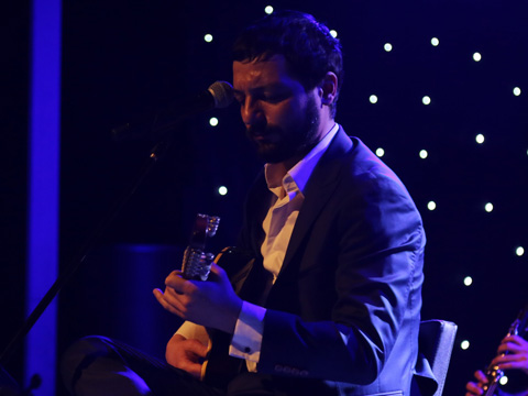 Mehmet Erdem... MÜZİK ZİYAFETİ!