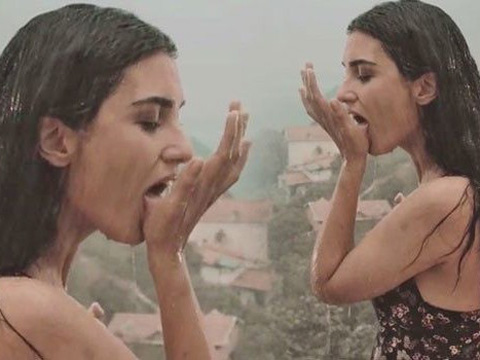Tuba Büyüküstün... YENİ FİLMİNİN FRAGMANI HEYECAN YARATTI!
