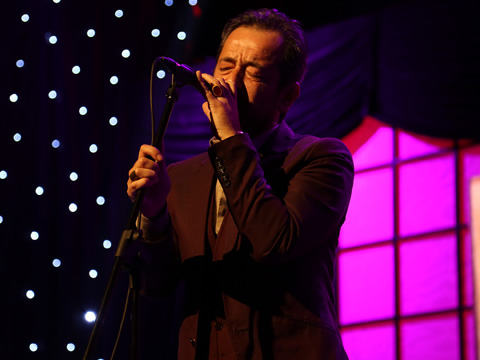 Feridun Düzağaç...DUYGU SELİ YAŞATAN KONSER!