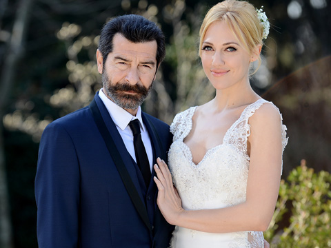 Gecenin Kraliçesi... SÜRPRİZ EVLİLİK!