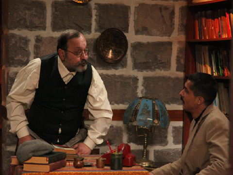 Kudüs ya da Leyla/SUMUD..."KAFES" FİLMİNİN OYUNCULARI TİYATRO SAHNESİNDE!..